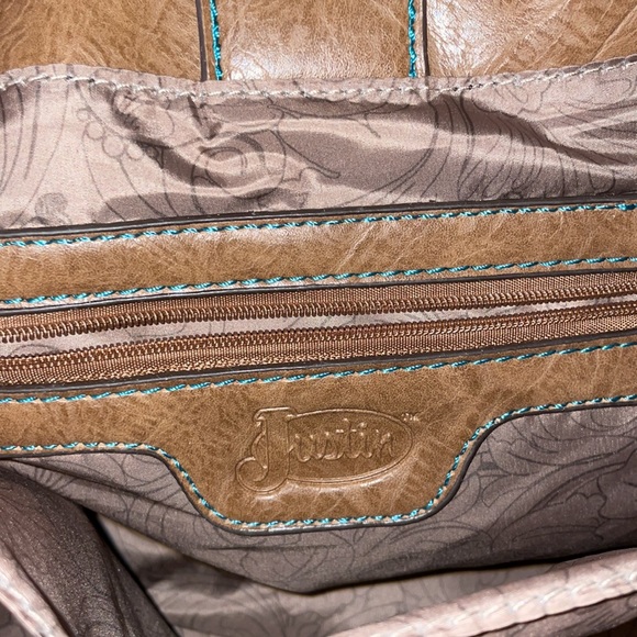 Beautiful Justin Purse with Turquoise Accents - Picture 8 of 8
